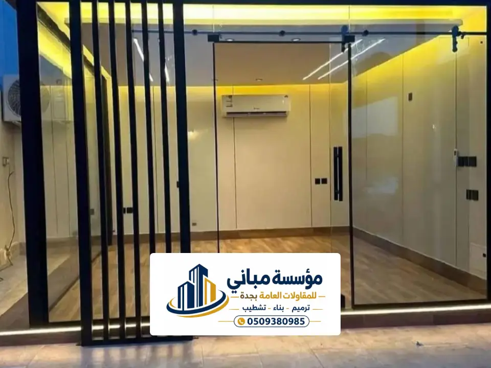 فني ملاحق خارجية بجدة